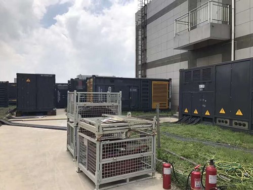 港南除了定期检查，还有哪些方法可以及时发现接触式转速表探头的磨损？